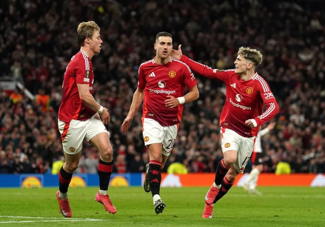 欧超杯倒计时；曼联国际比赛日内部沟通；细节引发关注；悬念犹存；训练强度明显提升(昨晚巴黎圣日耳曼vs曼联比赛结果)-网页登录